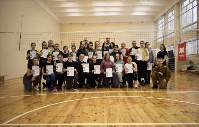 "Спортивная инициатива" провела турнир школьных команд к 78-й годовщине Сталинградской битвы