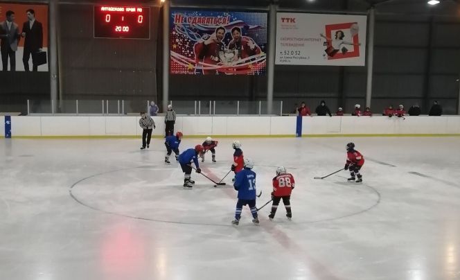 В Заринске завершился хоккейный турнир XLI  краевой спартакиады спортшкол среди игроков 10-11 лет