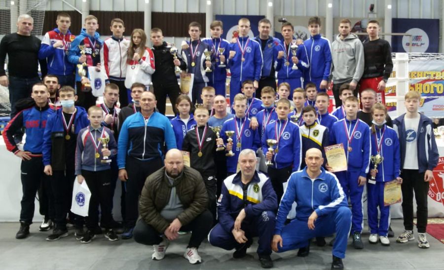 49 медалей завоевала сборная Алтайского края на чемпионате и первенстве Сибири в Омске