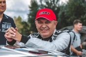 Олег Крохин: "Газ не сброшу". Как в пятьдесят с лишним лет увлечься автоспортом и стать одним из лучших пилотов в России    