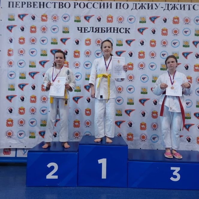 Пять медалей на счету алтайских спортсменов на межокружном первенстве России среди младших юношей и девушек