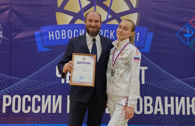 Анна Смирнова с тренером Валерианом Феоктистовым