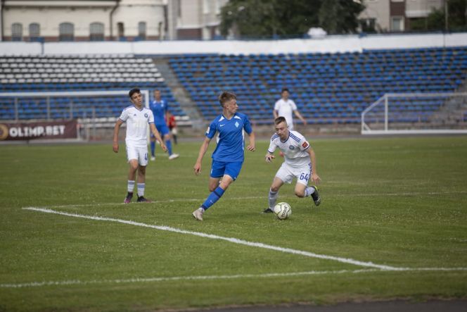 Барнаульское "Динамо" в домашней встрече обыграло "Оренбург-2" - 2:0