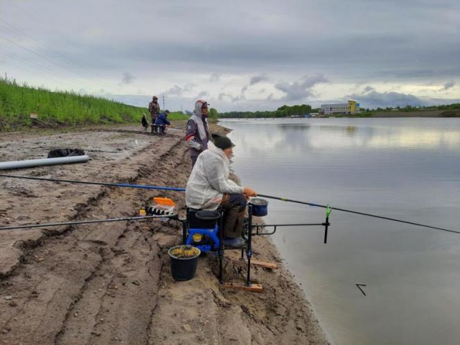 Фото: Алтайский рыболовный клуб и Виталий Дворянкин/"Алтайский спорт" 