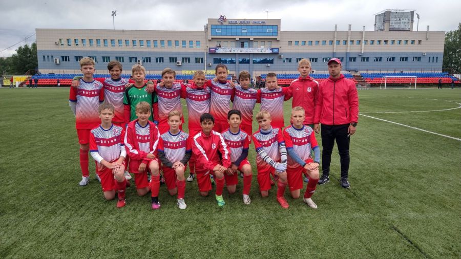 Барнаульские "Динамо" и "Алтай" завоевали путевки на сибирский финал Всероссийского турнира среди спортшкол (юноши до 13 лет)