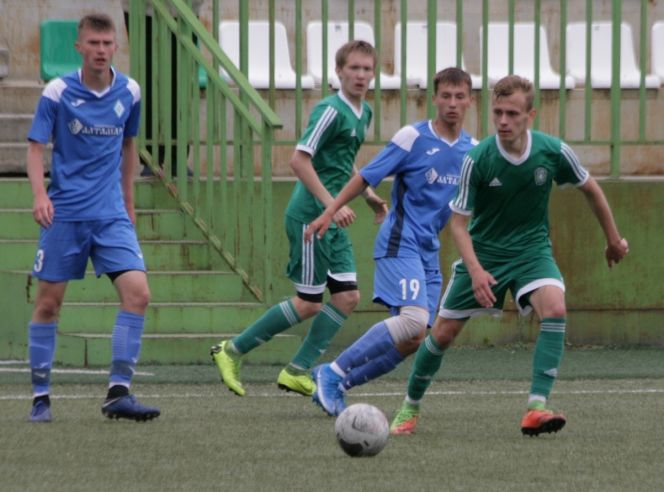 Фрагмент матча "Томь-М" - "Динамо-Барнаул-М". Фото: СФФ "Сибирь"