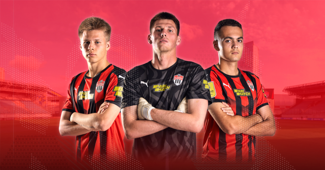 Новички ФК "Химки" Артем Соколов, Виталий Сычёв и Илья Садыгов. Фото: ФК "Химки"