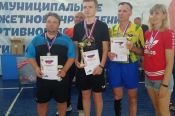 В Яровом прошёл традиционный турнир среди спортсменов-ветеранов памяти Владимира Фризена