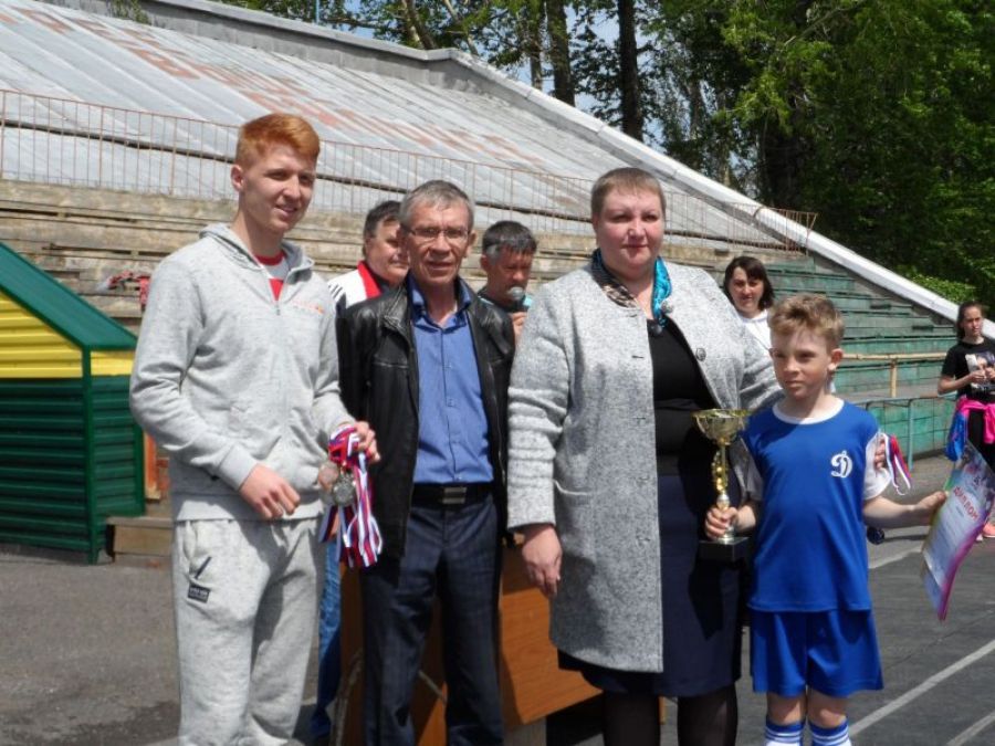 Он зажигал звезды. Девять дней назад ушел из жизни Виктор Горлов