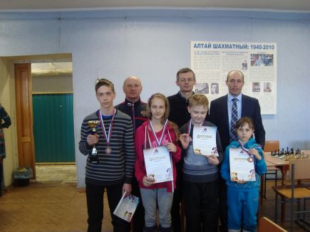 В Барнауле завершился краевой финал шахматного турнира "Белая ладья".