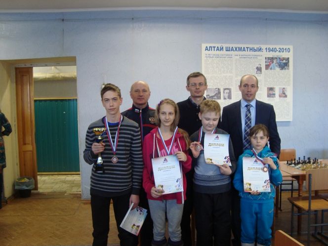 В Барнауле завершился краевой финал шахматного турнира "Белая ладья".