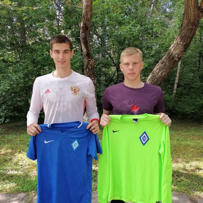 В новом сезоне цвета барнаульского "Динамо" будут защищать Константин Павлов (слева) и Никита Зубчихин
