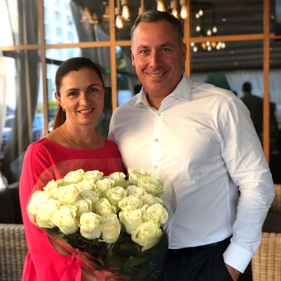 Родители Софии Поздняковой - Анастасия Кузмина и Станислав Поздняков. Фото: инстаграм Софии