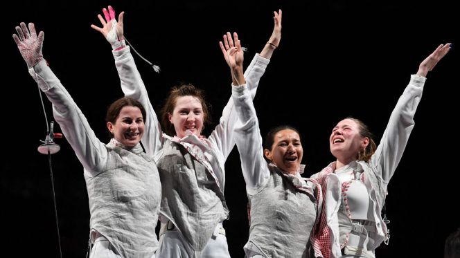 Есть восьмое золото! Российские рапиристки - олимпийские чемпионки 