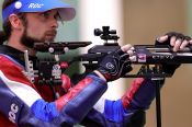 Бийчанин Сергей Каменский вышел в финал соревнований по стрельбе из малокалиберной винтовки с 50 м с лучшим результатом квалификации