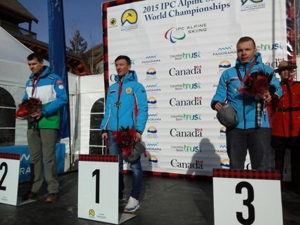 Горнолыжник Александр Ветров завоевал бронзовую медаль на чемпионате мира среди спортсменов с ПОДА.