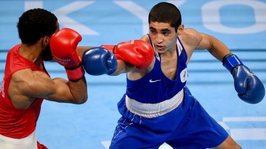 Боксер Альберт Батыргазиев принёс российской команде 15 золотую медаль