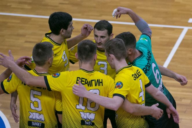  «Университет» уступил пермской «Каме» во втором матче Кубка Буробина