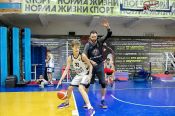 Баскетболисты «Барнаула» провели тренировочный матч с командой «АлтайБаскет»
