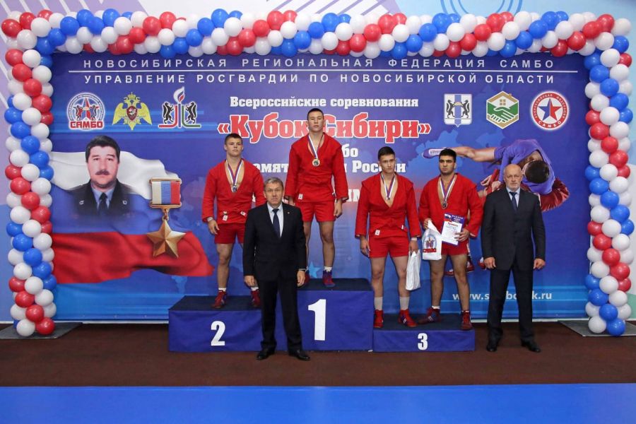 На первой ступени подиума - Кирилл Шалданов