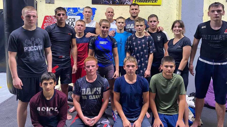 Боец ММA рассказал, как прививает молодому поколению спортивные и духовные ценности