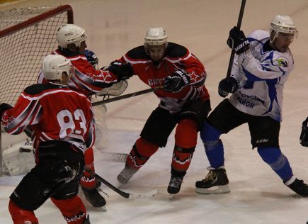 Согласно регламенту