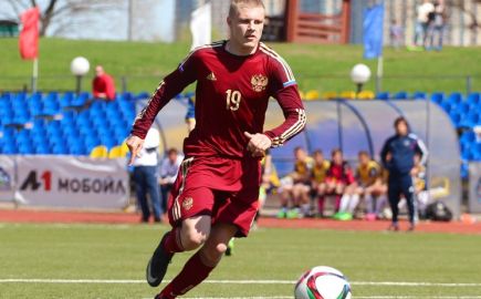 Новичок "Динамо" Ефим Золотарёв: "Взрослый футбол совсем другой!"