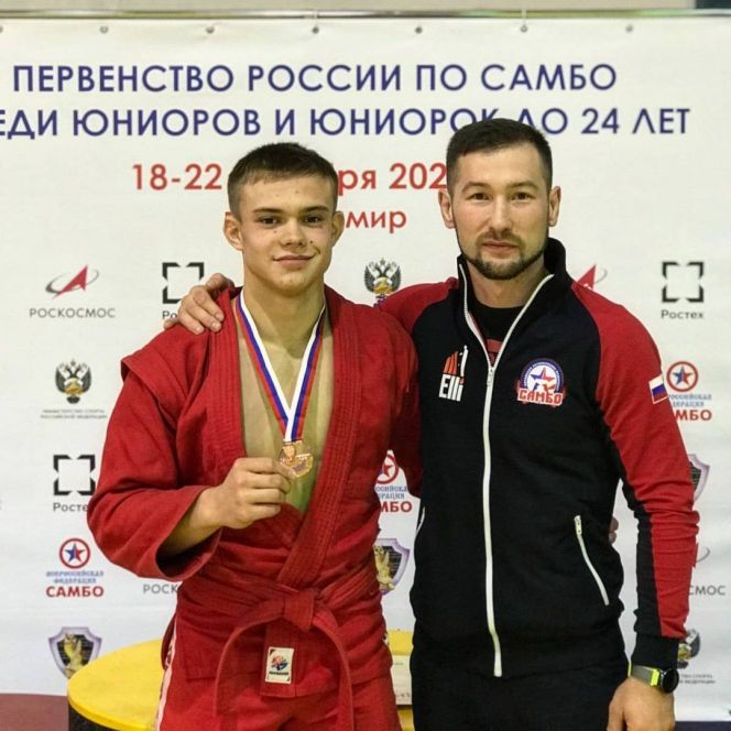 Евгений Селифонов с тренером Владимиром Ждановым