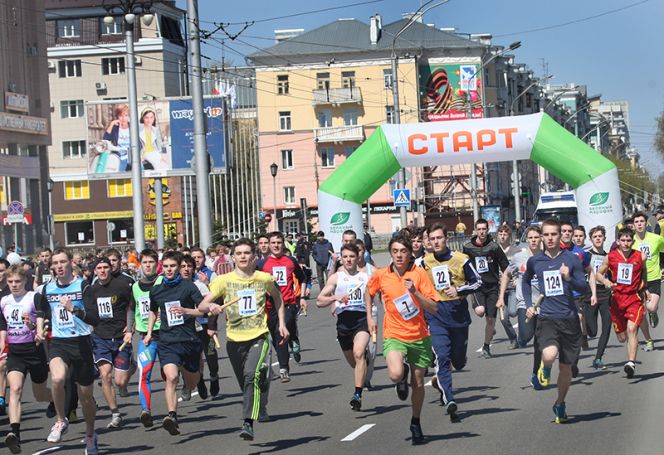 Около сотни команд приняли участие в юбилейной эстафете на призы «Алтайской правды».