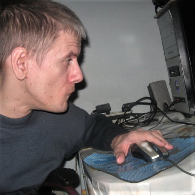 В игре Игорь Коломытченко 