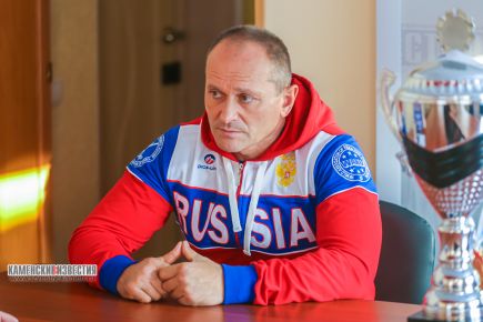 Александр Кузьменко