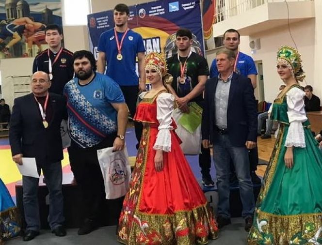 "Классики" с Алтая завоевали две медали Всероссийского турнира "Владимирская осень" среди юниоров до 24 лет