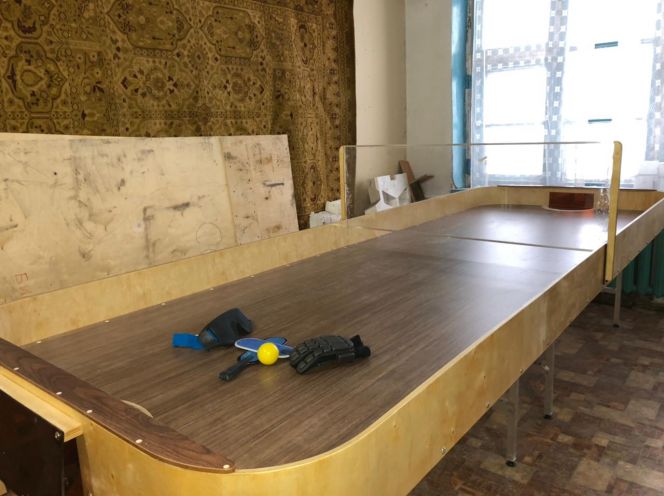 Первый профессиональный стол для игры в шоудаун