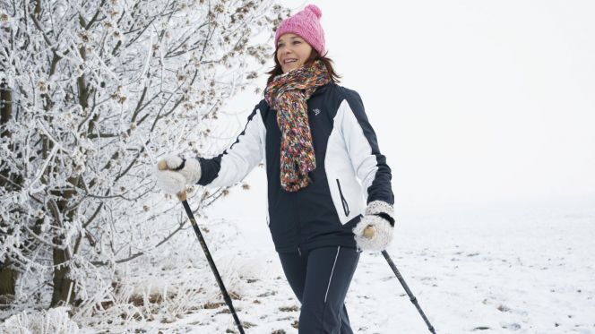 Скандинавская ходьба. Фото: Global Look Press