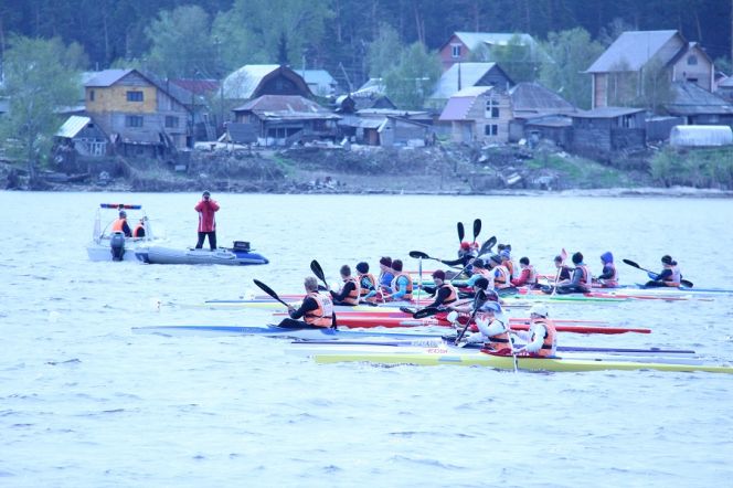 Весла на воду!