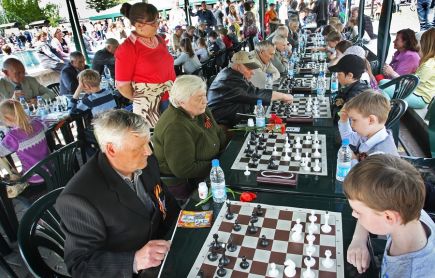 До последней пешки