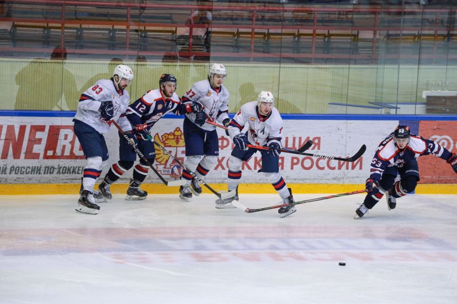 Фото: ХК "Кристалл"