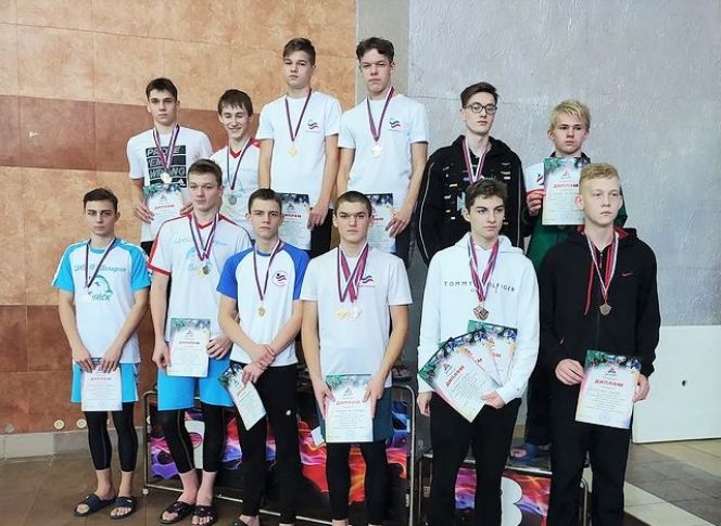 В Бийске подвели итоги первенства Алтайского края в дисциплине "плавание в ластах" 