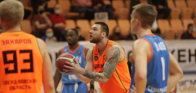 Фрагмент матча «Темп-СУМЗ-УГМК» - «Самара». Фото: сайт РФБ