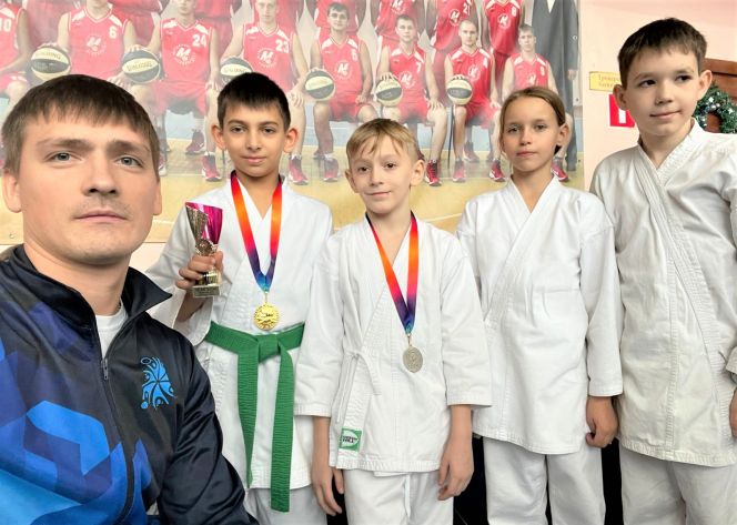 Алтайские каратисты успешно выступили на открытом первенстве СПК «Шотокан»