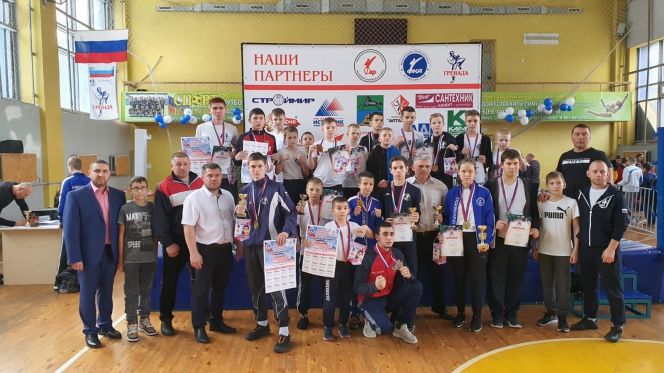 В Бийске определились призёры первенства и чемпионата Алтайского края памяти Героя России Вячеслава Токарева