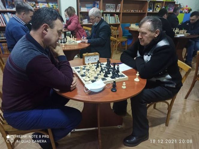 Драмы отбора. Определились очередные финалисты краевой зимней олимпиады - по шахматам и футболу  