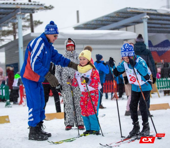 Бэби-гонка на призы Деда Мороза. Фото CX News