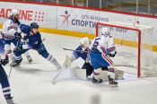 Хоккеисты «Динамо-Алтай» в третьем матче домашней серии обыграли «Чебоксары» - 5:2