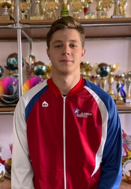 Артём Маркелов