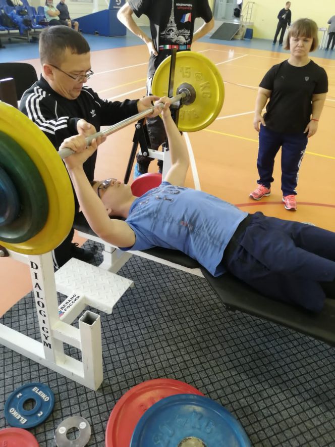 В Барнауле состоялся чемпионат Алтайского края по парапауэрлифтингу среди лиц с ПОДА и ОВЗ