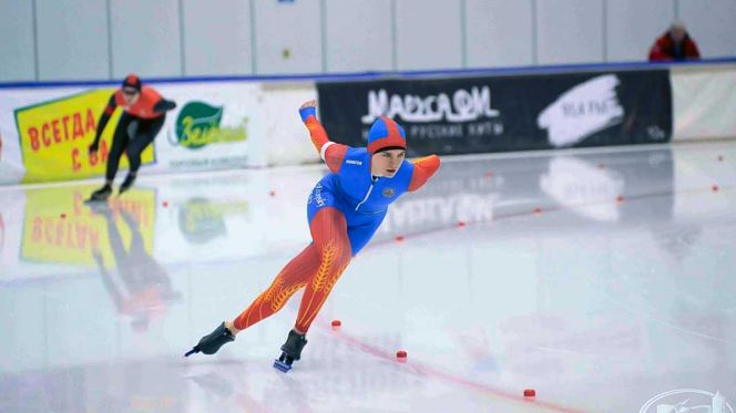 Алиса Беккер рассказала "Алтайской правде" о своем дебюте на международном льду