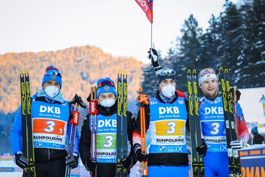 Триумфаторы эстафеты в Рупольдинге Карим Халили, Даниил Серохвостов, Александр Логинов и Максим Цветков. Фото: Nordic Focus