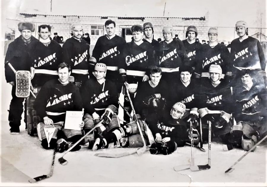 Команда Ключевского района по хоккею - победительница IX зимней олимпиады сельских спортсменов Алтая