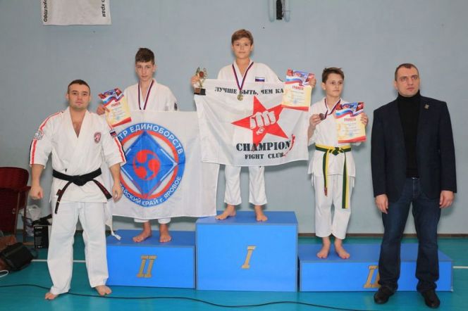 В Яровом в четвёртый раз прошёл «Фестиваль единоборств»